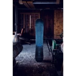 Lib Tech Golden Orca Snowboard -Sport Ski Gear 8106228 000 03